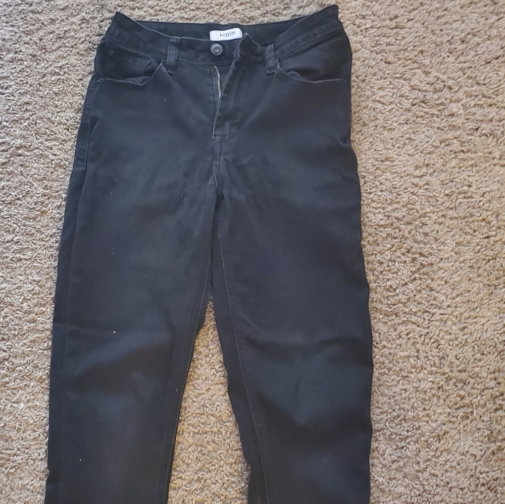 Kensie Jeans Liquid Denim black skinny jeans